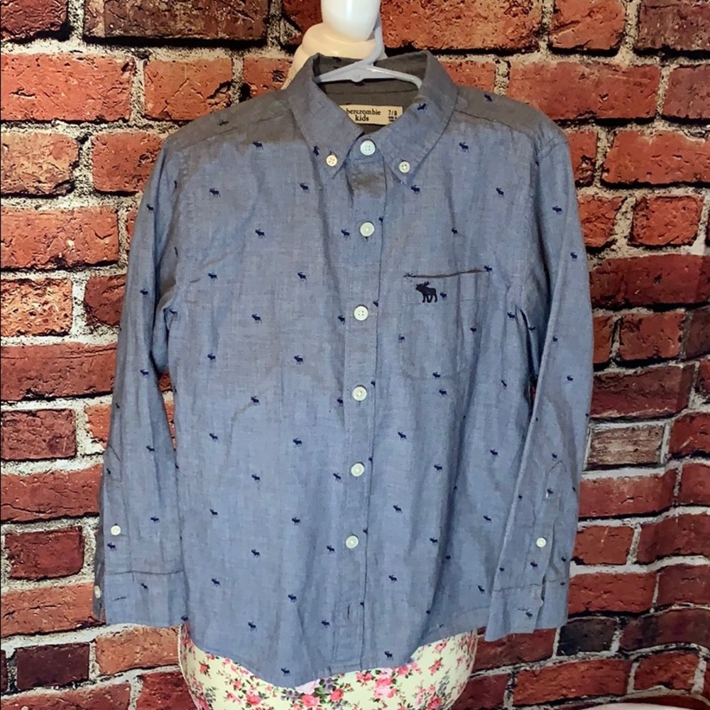 Boys Abercrombie Size 7/8 Shirt